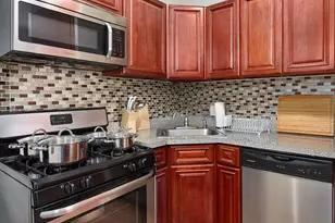 67 Oakland Ave, Jersey City, NJ 07306 - Photo 3