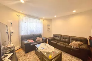 133 Avenue B, Bayonne, NJ 07002 - Photo 3