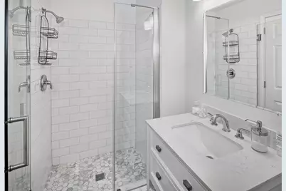 237 Price Ct, West New York, NJ 07093 - Photo 17