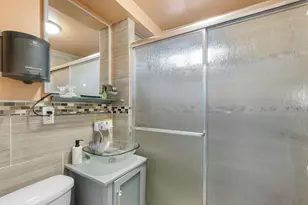 361 New York Ave, Jersey City, NJ 07307 - Photo 21
