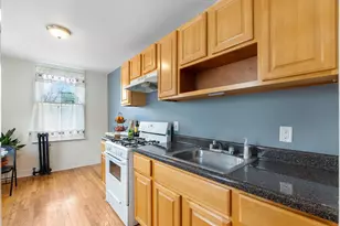 361 New York Ave, Jersey City, NJ 07307 - Photo 19