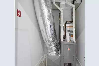 140B Weigands Lane, Secaucus, NJ 07094 - Photo 29