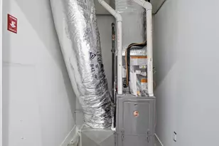 140B Weigands Ln, Secaucus, NJ 07094 - Photo 29