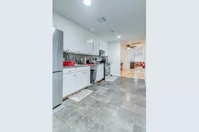 34 Pamrapo Ave #2, Jersey City, NJ 07305 - Photo 13