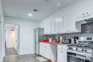 34 Pamrapo Ave, Jersey City, NJ 07305 - Photo 11