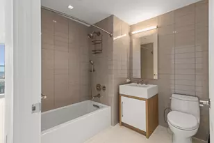 75 Park Ln S, Jersey City, NJ 07310 - Photo 15