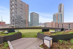 75 Park Ln S, Jersey City, NJ 07310 - Photo 31