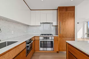 75 Park Ln S, Jersey City, NJ 07310 - Photo 3