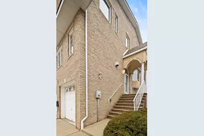 12 Liberty Ct, Secaucus, NJ 07094 - Photo 1