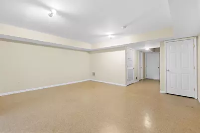 12 Liberty Ct, Secaucus, NJ 07094 - Photo 25