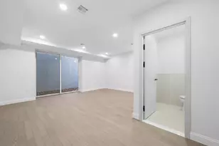 272 Terrace Ave, Jersey City, NJ 07307 - Photo 35