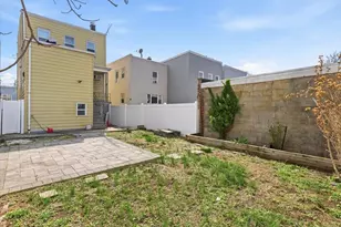 110 Grace St, Jersey City, NJ 07307 - Photo 45