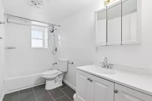 110 Grace St, Jersey City, NJ 07307 - Photo 15