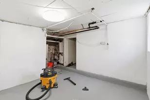 110 Grace St, Jersey City, NJ 07307 - Photo 43