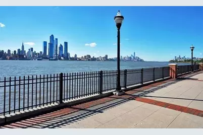 150 Henley Pl #205, Weehawken, NJ 07086 - Photo 43