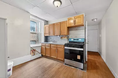 584 Avenue C #4, Bayonne, NJ 07002 - Photo 1