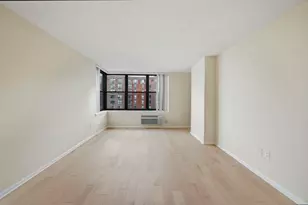 2 Constitution Ct, Hoboken, NJ 07030 - Photo 7