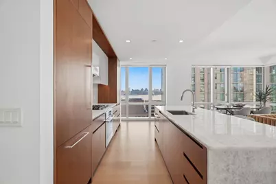 75 Park Lane South #1007, Jersey City, NJ 07310 - Photo 9