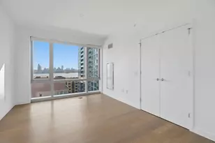 75 Park Ln S, Jersey City, NJ 07310 - Photo 21