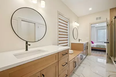 121 Clinton Ave, Jersey City, NJ 07304 - Photo 31