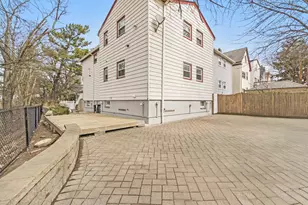 178 W 33rd St, Bayonne, NJ 07002 - Photo 23