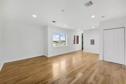 605 New York Ave #604, Union City, NJ 07087 - Photo 3