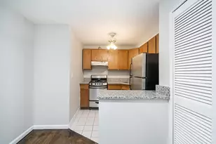 130 Bloomfield St, Hoboken, NJ 07030 - Photo 3