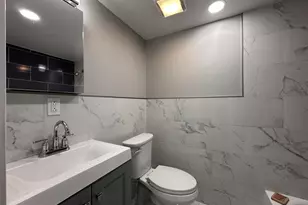 286 Clendenny Ave, Jersey City, NJ 07304 - Photo 31