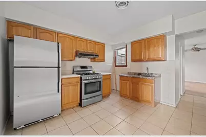 365 Broadway #4, Bayonne, NJ 07002 - Photo 3