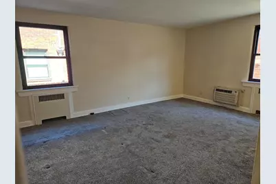 65 Henry Ave #C, Palisades Park, NJ 07650 - Photo 3