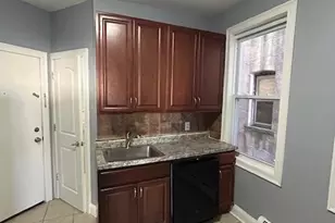 131 W 54th St, Bayonne, NJ 07002 - Photo 3