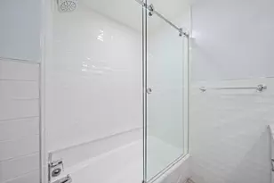 1021 Grand St, Hoboken, NJ 07030 - Photo 13