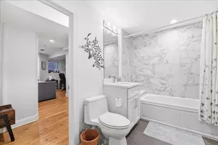 41 Bentley Ave, Jersey City, NJ 07304 - Photo 29