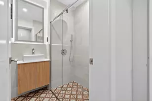 31 Bayview Ave, Jersey City, NJ 07305 - Photo 35