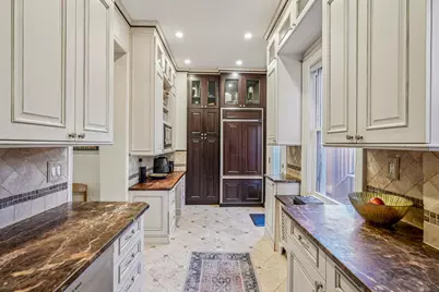 274 4th St, Jersey City, NJ 07302 - Photo 13