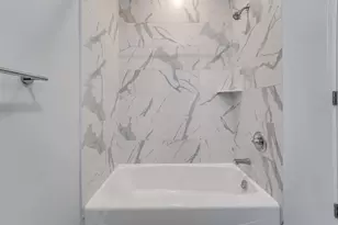 660 Grand St, Jersey City, NJ 07304 - Photo 19