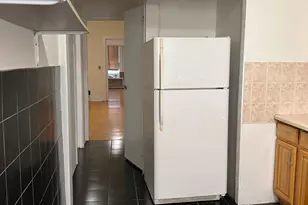 381 Baldwin Ave, Jersey City, NJ 07306 - Photo 7