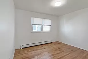 421 Manila Ave, Jersey City, NJ 07302 - Photo 9