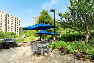 8100 River Rd, North Bergen, NJ 07047 - Photo 39