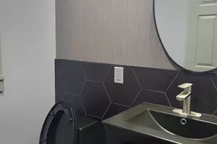 17 Hartley Pl, Bayonne, NJ 07002 - Photo 9