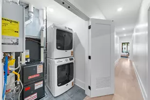 124 Glenwood Ave, Jersey City, NJ 07306 - Photo 13