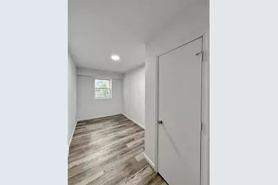 117 Carteret Ave #1, Jersey City, NJ 07305 - Photo 5