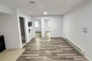 117 Carteret Ave, Jersey City, NJ 07305 - Photo 3