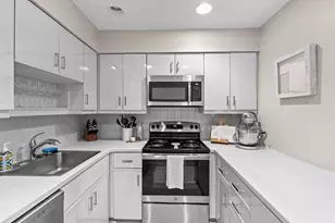 100 Shearwater Ct E, Jersey City, NJ 07305 - Photo 7