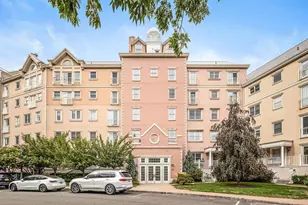 110 Shearwater Ct E, Jersey City, NJ 07305 - Photo 17