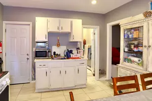 86 Pamrapo Ave, Jersey City, NJ 07305 - Photo 17