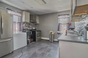 86 Pamrapo Ave, Jersey City, NJ 07305 - Photo 3