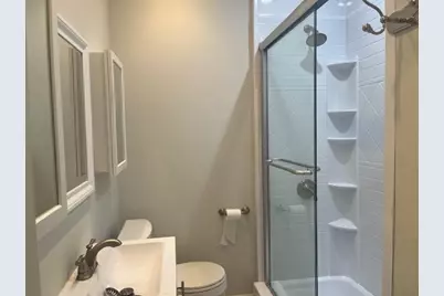 211 14th St, Hoboken, NJ 07030 - Photo 3