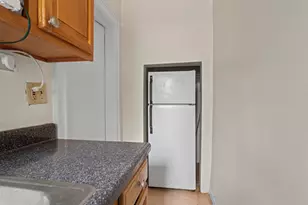 821 Bergen Ave, Jersey City, NJ 07306 - Photo 11