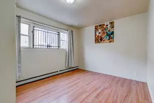 77 Wallis Ave, Jersey City, NJ 07304 - Photo 5